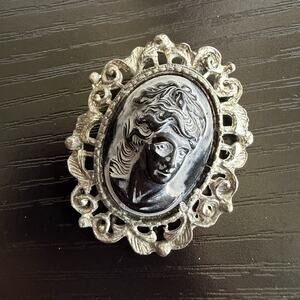 Vintage Black Glass Cameo Pendant Silver Tone Filigree Frame Gothic Lady Patina